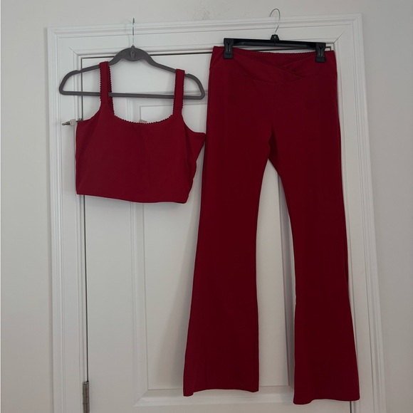 Red Crop Tank and Flared Leggings Set - Picture 3 of 12